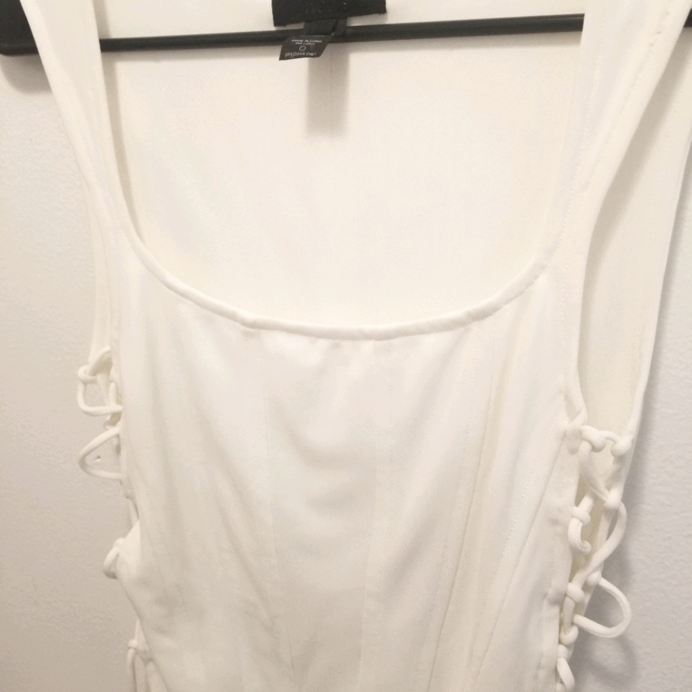 BRAND NEW (NWOT) h:ours Bee Bodysuit in Ivory - Picture 8 of 13